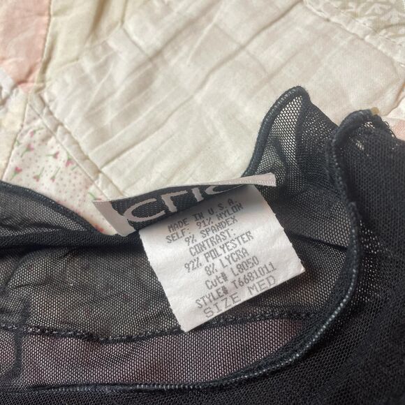 clio rare y2k half solid half mesh top with pink graphic - Picture 8 of 8